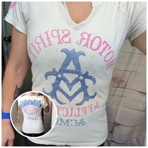 |•AFFLICTION•| Cool V-neck T-shirt Size Medium